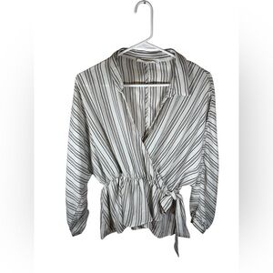 Vine & Love Black and White 3/4 Sleeve Wrap Blouse